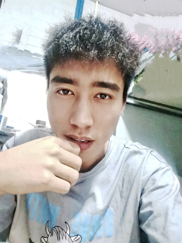 未来可期的第一张照片--珠海相亲服务中心