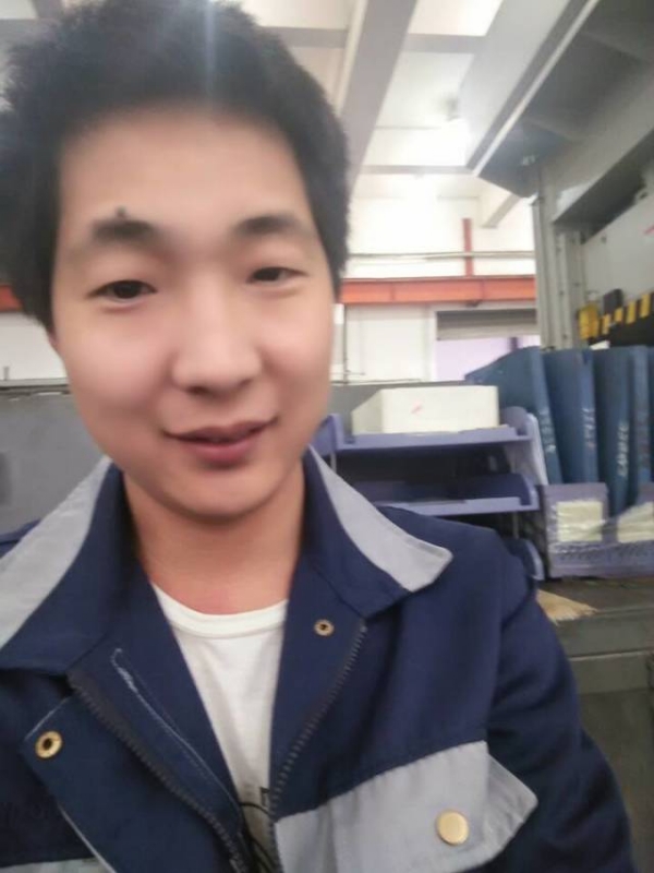 爱是你我的第一张照片--珠海相亲服务中心