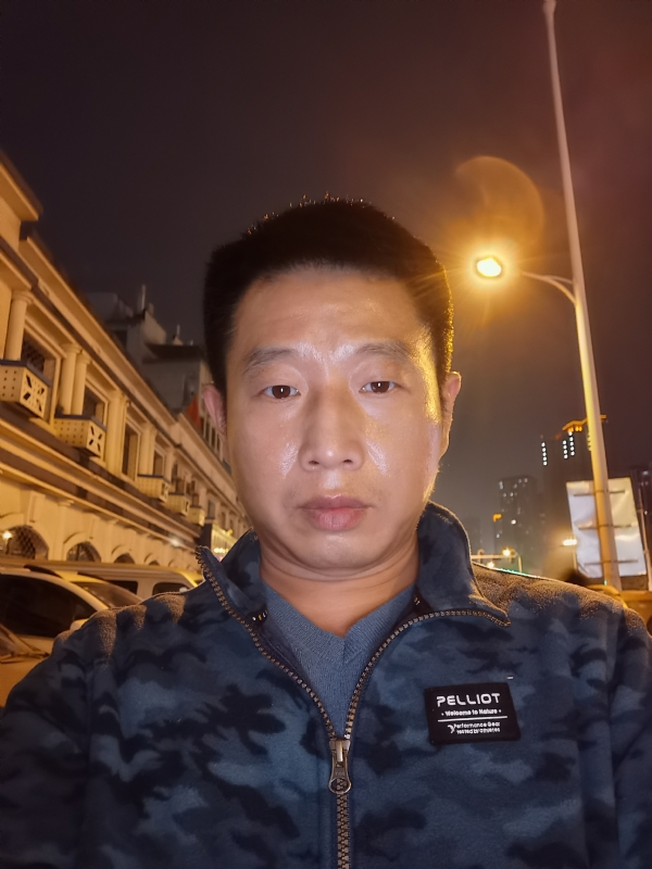 偷偷说的第二张照片--珠海相亲服务中心