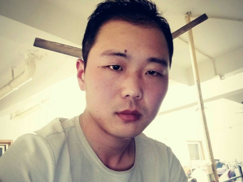 听听那冷雨的第一张照片--珠海相亲服务中心