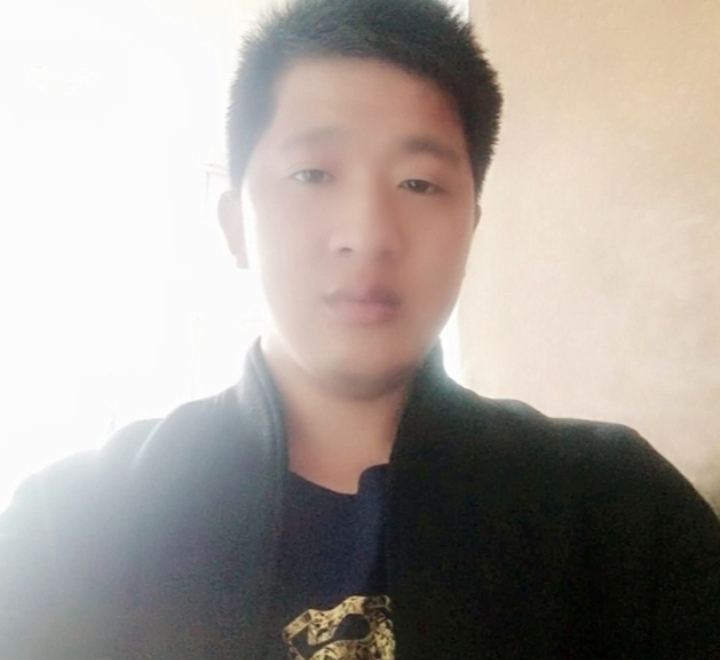 形影不离的第一张照片--珠海相亲服务中心