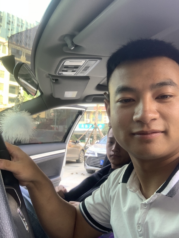 古有风琴的第三张照片--珠海相亲服务中心