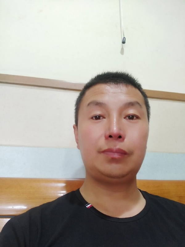 快乐的小鱼儿的第一张照片--珠海相亲服务中心