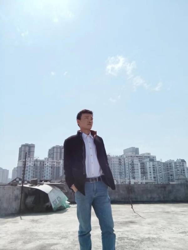 蓝色心情的第一张照片--珠海相亲服务中心