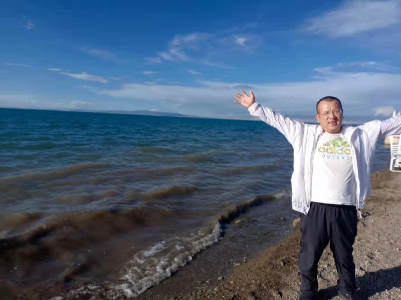 蜜蜂的第一张照片--珠海相亲服务中心