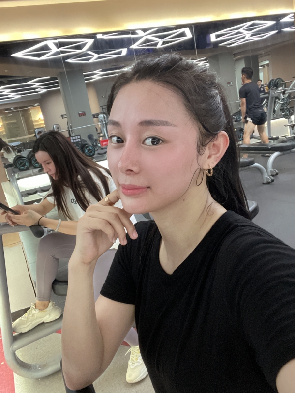 凉人心的第一张照片--珠海相亲服务中心