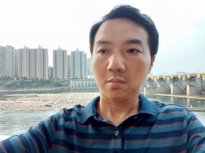 yangguang的第一张照片--珠海相亲服务中心