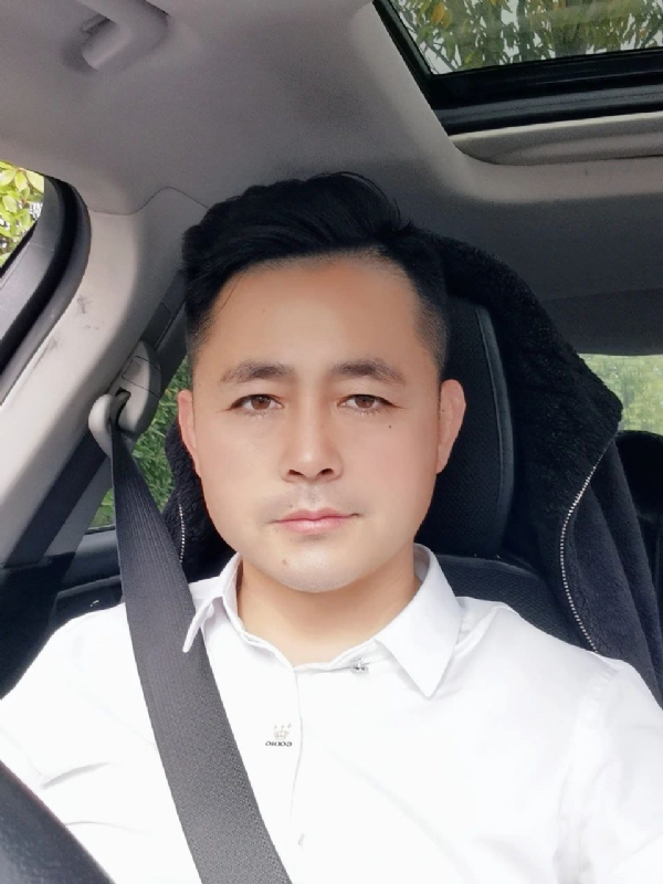 阿华大人的第二张照片--珠海相亲服务中心