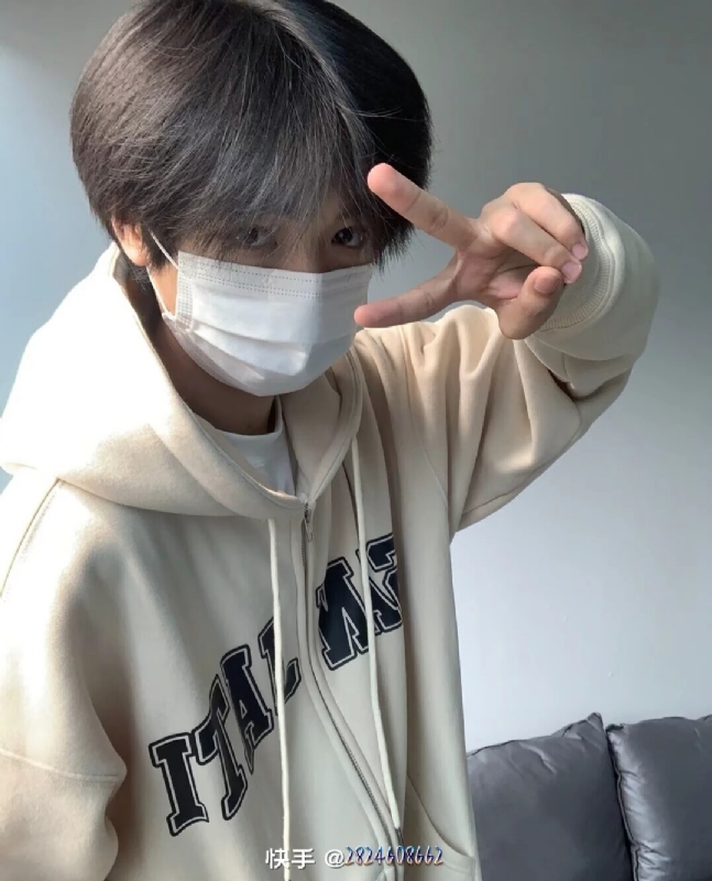 emo的风的第一张照片--珠海相亲服务中心