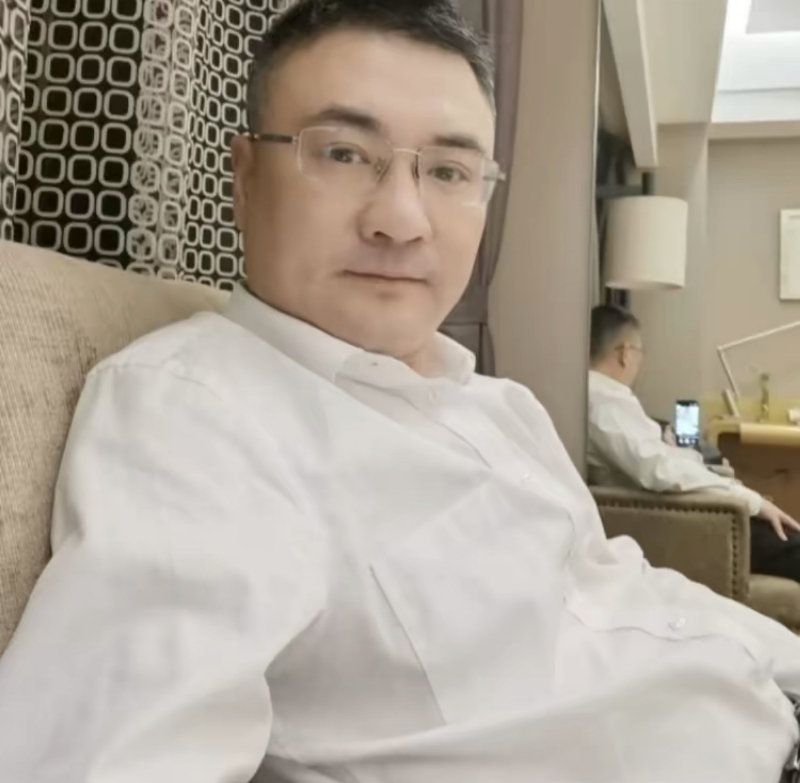 追逐的第二张照片--珠海相亲服务中心