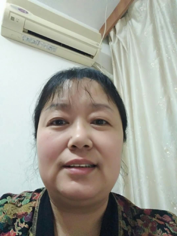 雨中漫步的第一张照片--珠海相亲服务中心