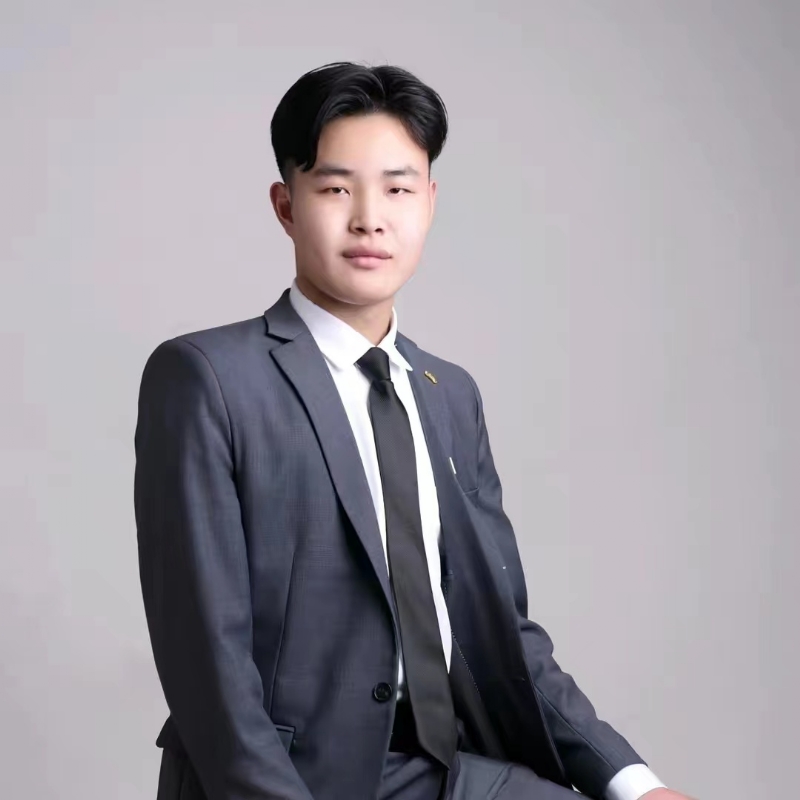 孤独的狼的第一张照片--珠海相亲服务中心