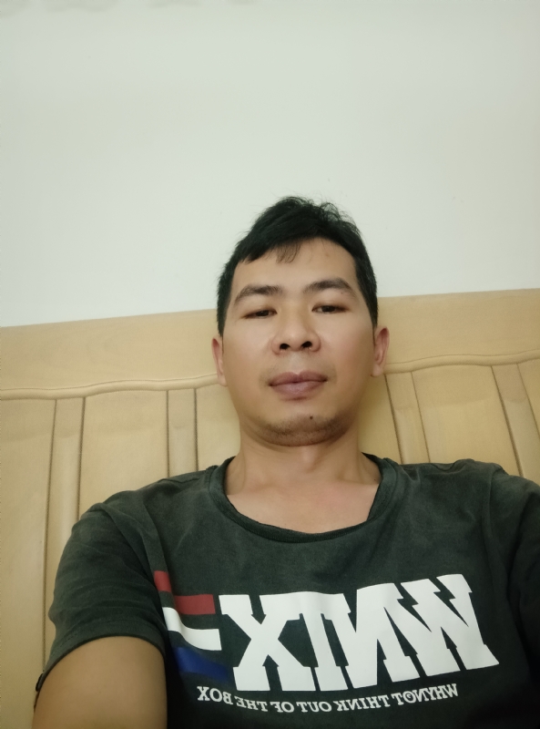 小伙子的第四张照片--珠海相亲服务中心