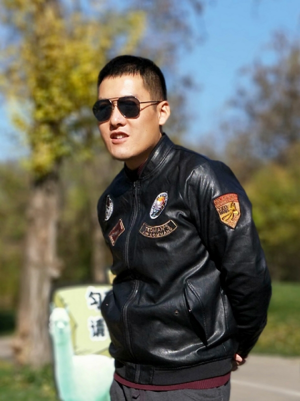 里奥老爹的第一张照片--珠海相亲服务中心