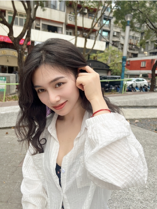 韵韵的第一张照片--珠海相亲服务中心