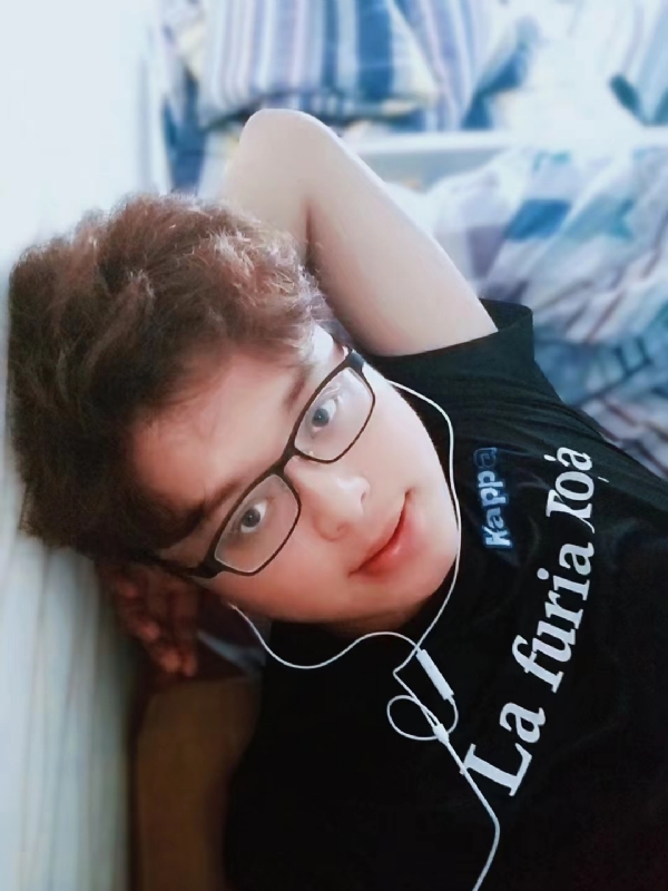 默铭芷的第一张照片--珠海相亲服务中心