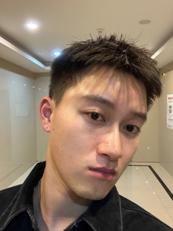 月光之下的第一张照片--珠海相亲服务中心