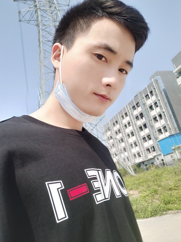 何凡的第一张照片--珠海相亲服务中心