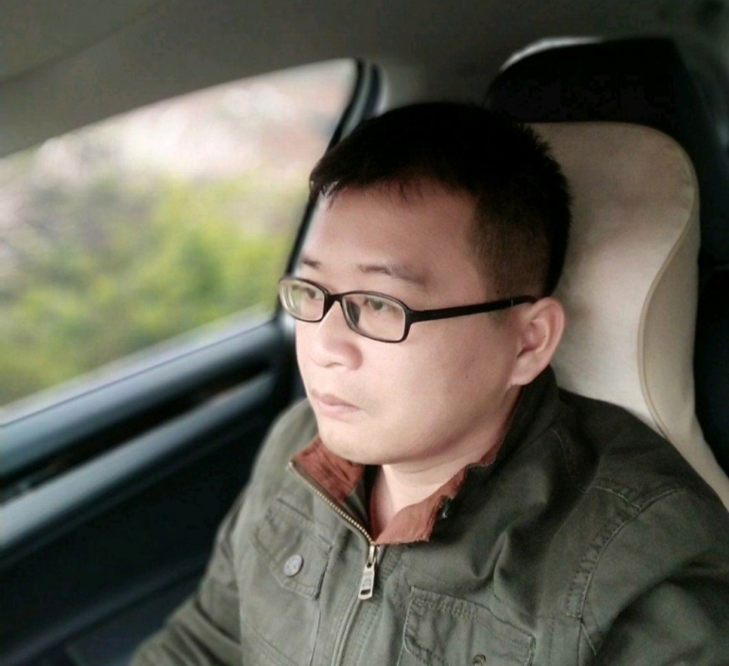 海风吹动你的心的第一张照片--珠海相亲服务中心