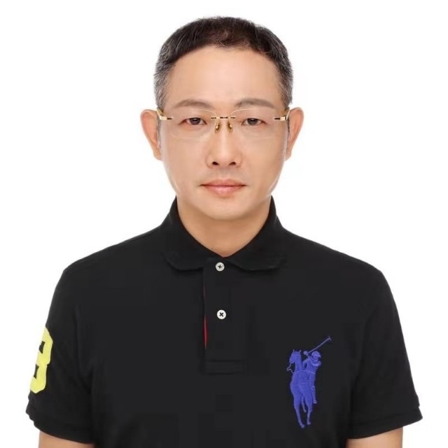 邱先森的第一张照片--珠海相亲服务中心