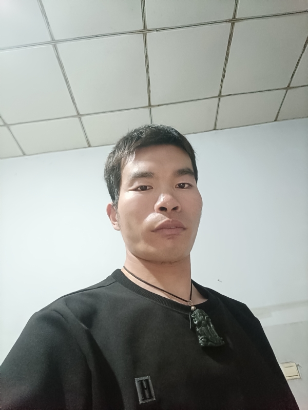 小松(11)的第一张照片--珠海相亲服务中心