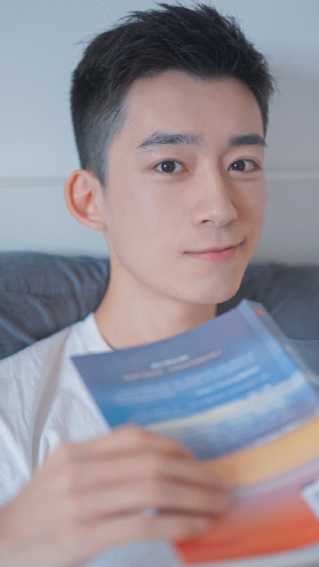 顾飞的第四张照片--珠海相亲服务中心