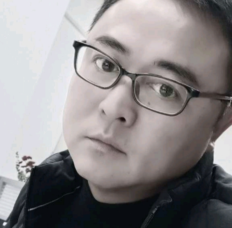 小石头的第一张照片--珠海相亲服务中心