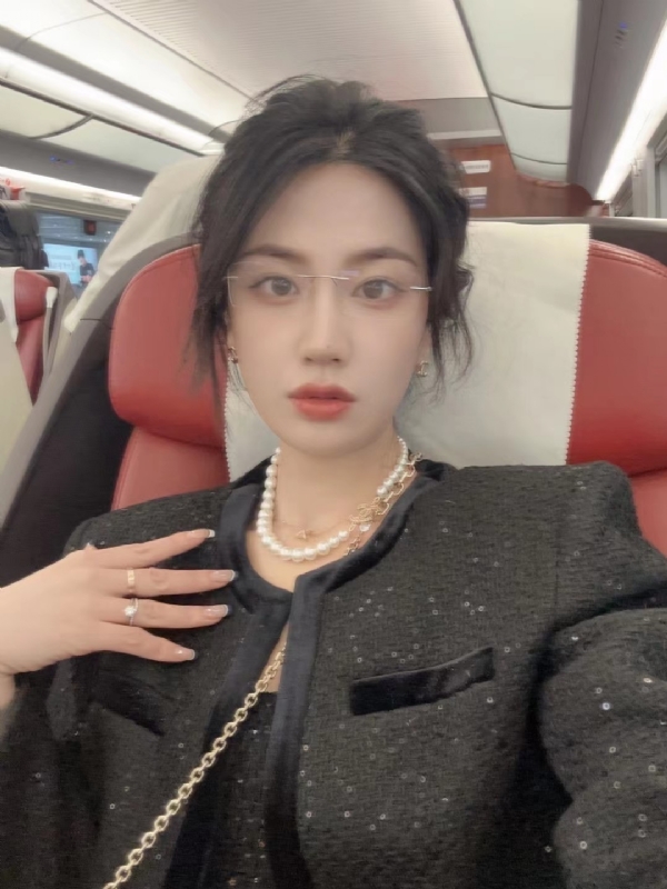 Alma的第三张照片--珠海相亲服务中心