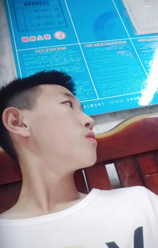 高一名的第一张照片--珠海相亲服务中心