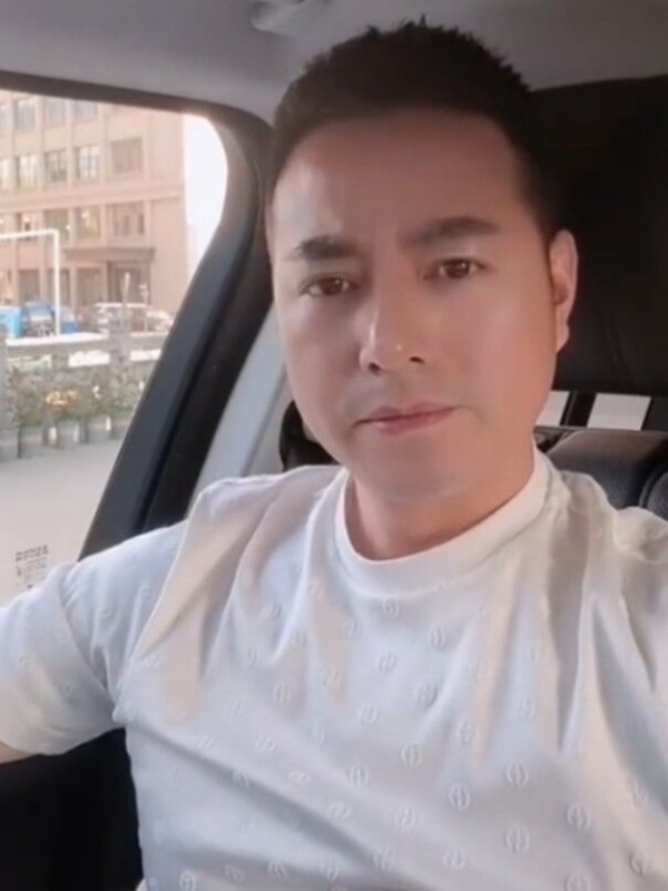 勿忘初心的第一张照片--珠海相亲服务中心