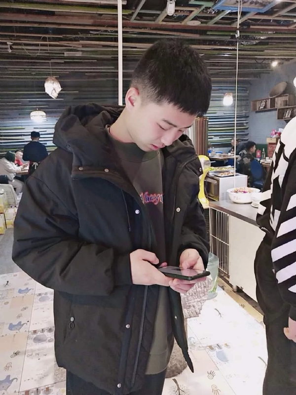 小赵的第一张照片--珠海相亲服务中心