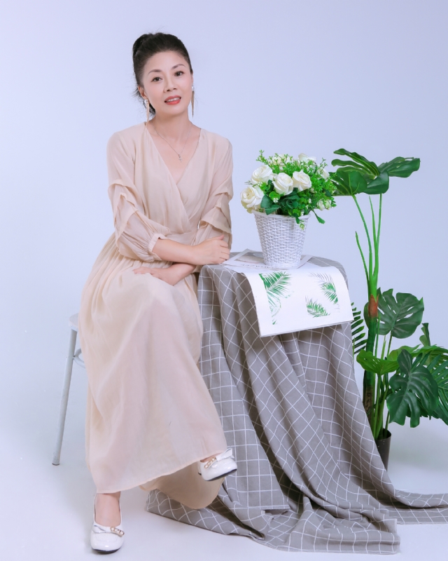 Anna的第一张照片--珠海相亲服务中心