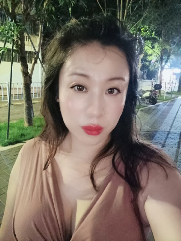 叶子青青的第一张照片--珠海相亲服务中心