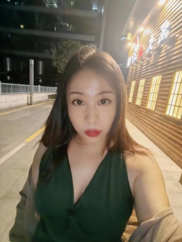 叶子青青的第三张照片--珠海相亲服务中心