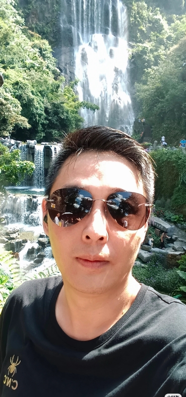 小小帅哥的第一张照片--珠海相亲服务中心