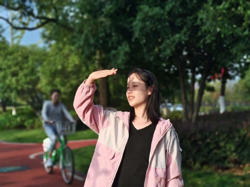 达拉崩吧的第一张照片--珠海相亲服务中心