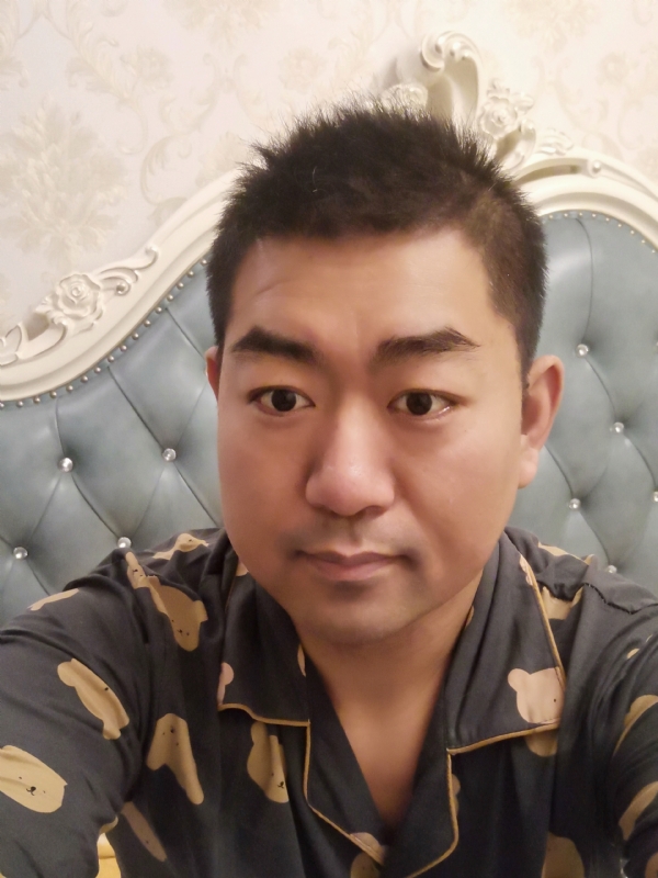 曾经的第一张照片--珠海相亲服务中心