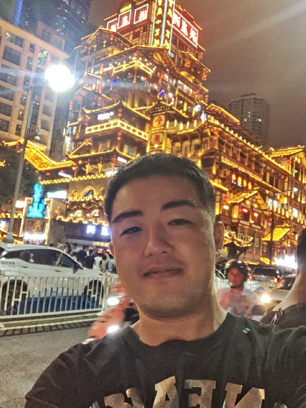 钢铁侠的第一张照片--珠海相亲服务中心