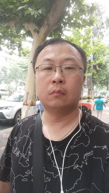 飘逸的星辰的第一张照片--珠海相亲服务中心