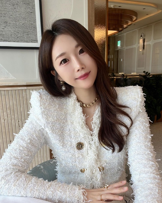 惠然的第一张照片--珠海相亲服务中心