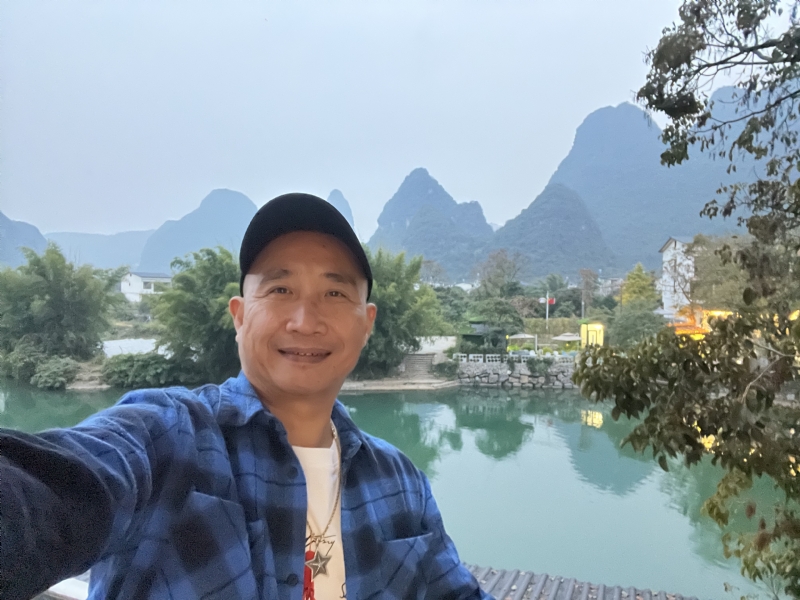 民叔叔的第一张照片--珠海相亲服务中心