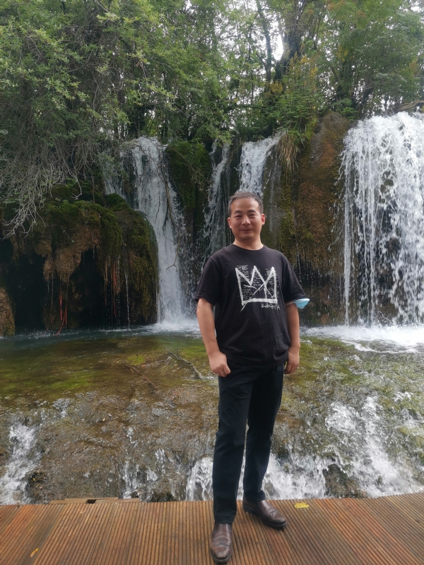 任君君的第一张照片--珠海相亲服务中心