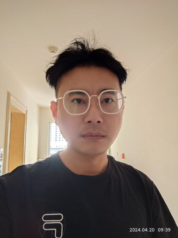 信带小李的第一张照片--珠海相亲服务中心