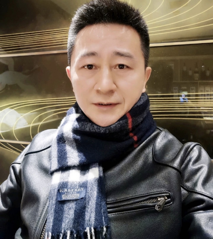 情到深处的第一张照片--珠海相亲服务中心