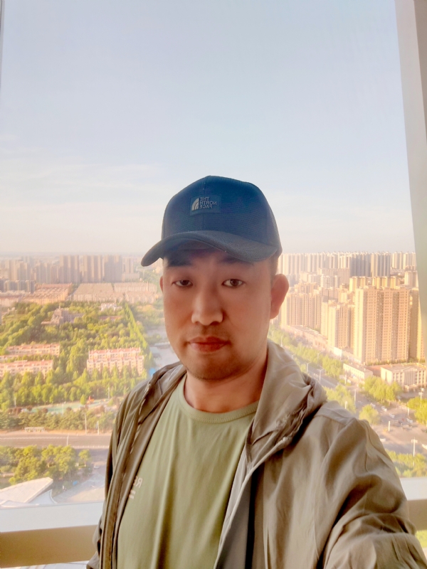 勇攀高峰的第二张照片--珠海相亲服务中心