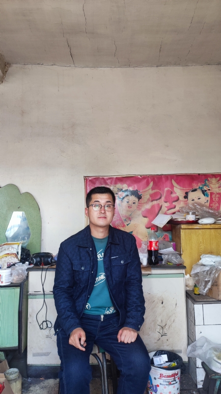 单身小王的第一张照片--珠海相亲服务中心