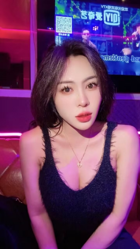 素素可月的第一张照片--珠海相亲服务中心