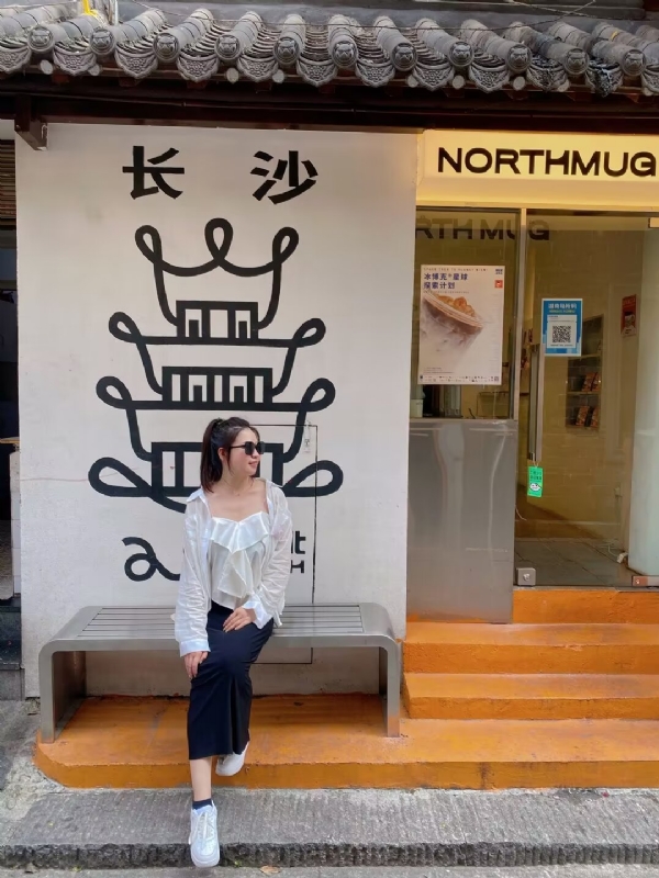 Lin的第二张照片--珠海相亲服务中心