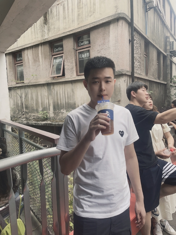 尚龙的第二张照片--珠海相亲服务中心