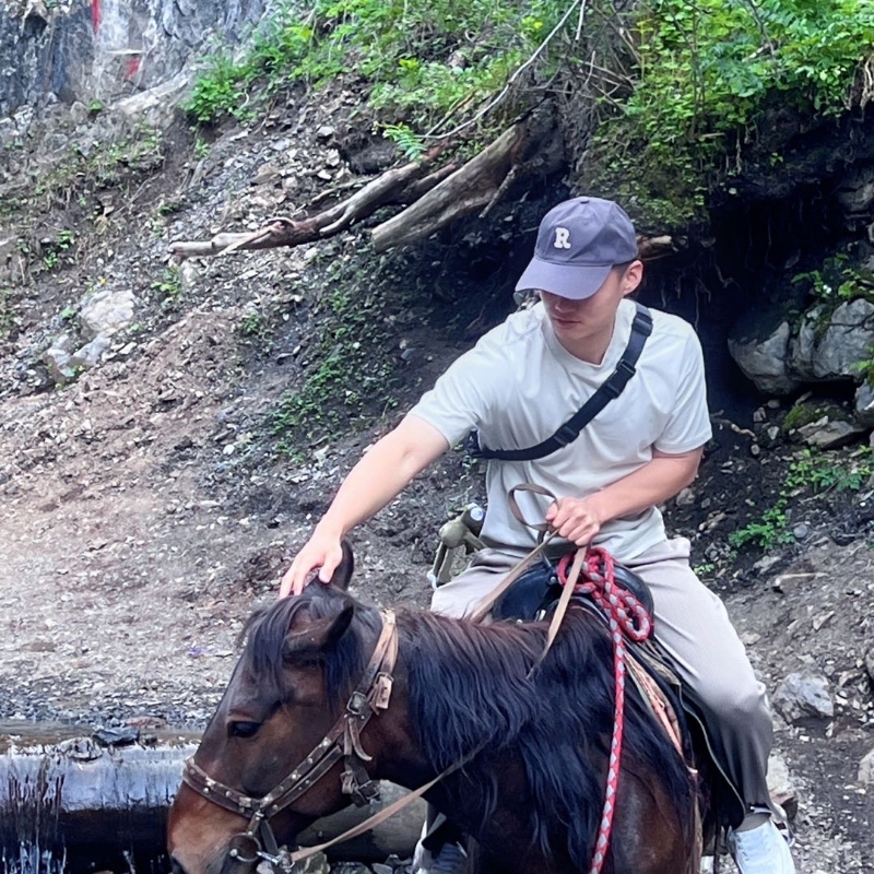 蓦然回首的第二张照片--珠海相亲服务中心